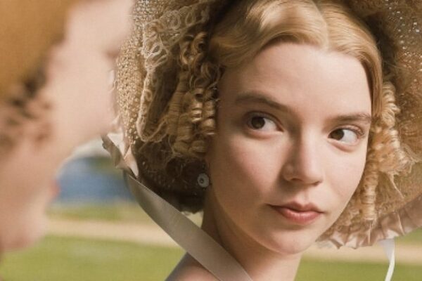 Ulasan Film Emma: Adaptasi Cerita Klasik yang Menarik